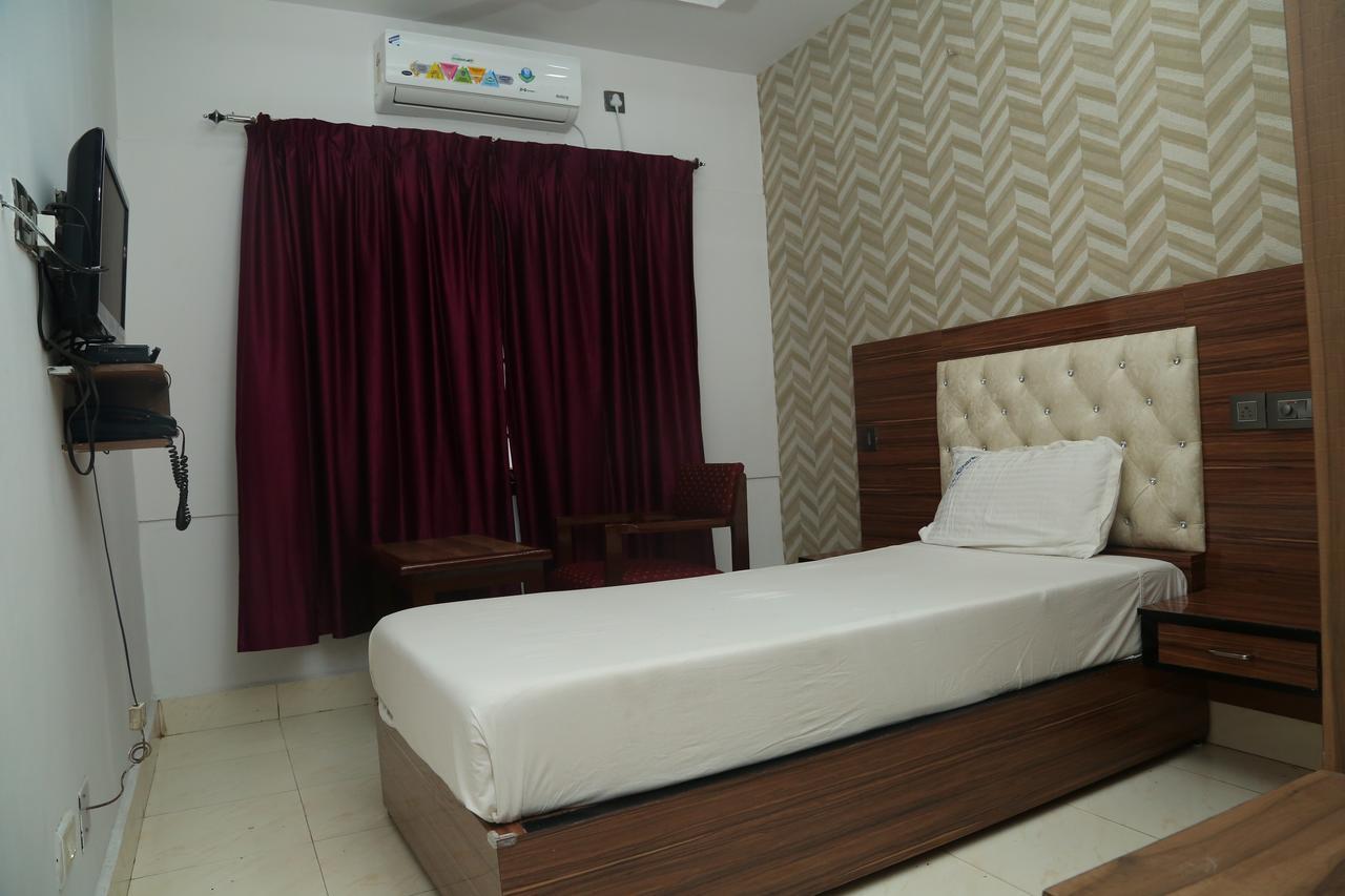 Konark Lodge Višákhapatnam Exteriér fotografie